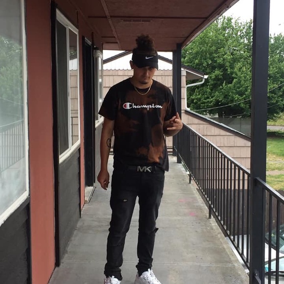 Meet your Posher, Nicholas - Picture 1 of 1